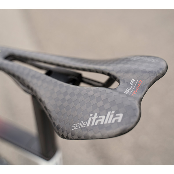 Selle Italia SLR Boost Superflow カーボン - www.stedile.com.br